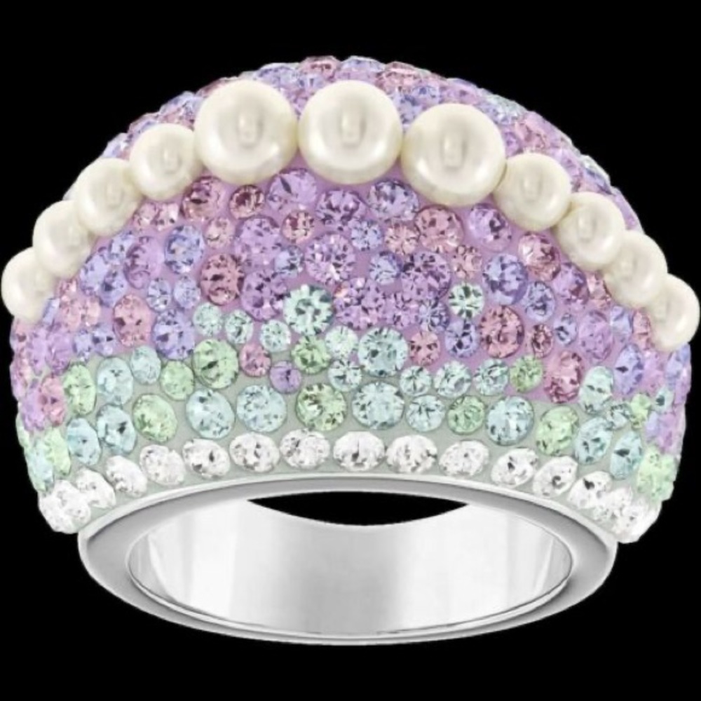 Swarovski Calista  Cocktail Ring Statement Size 7
